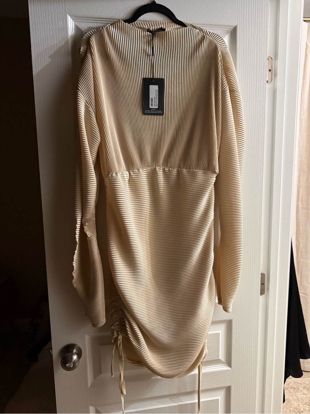 MATERNITY PrettyLittleThing Cream Ribbed Bodycon Dress